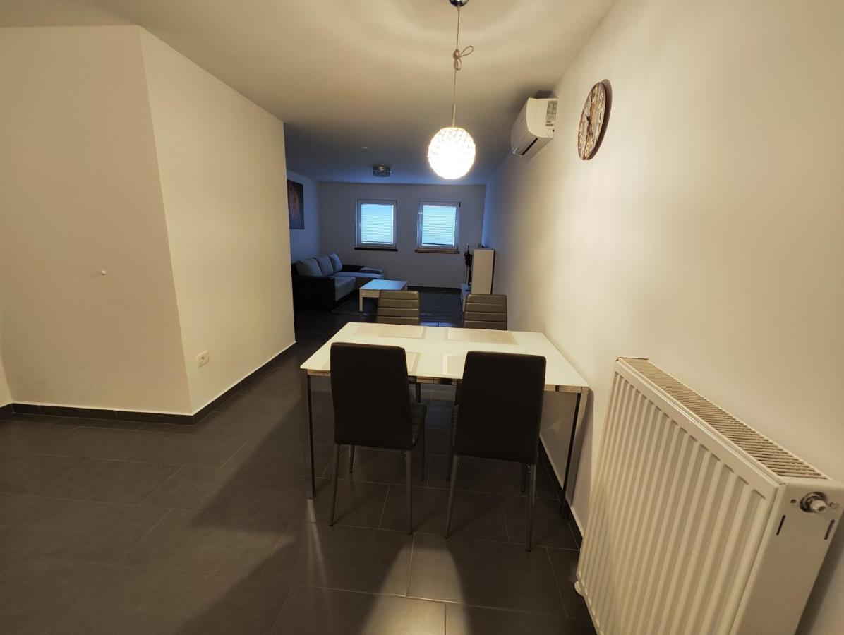 Goriska Apartments Ajdovščina エクステリア 写真