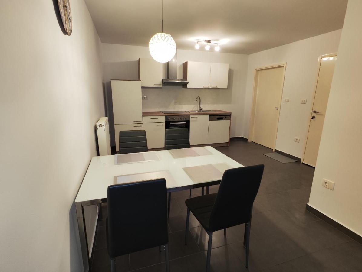 Goriska Apartments Ajdovščina エクステリア 写真